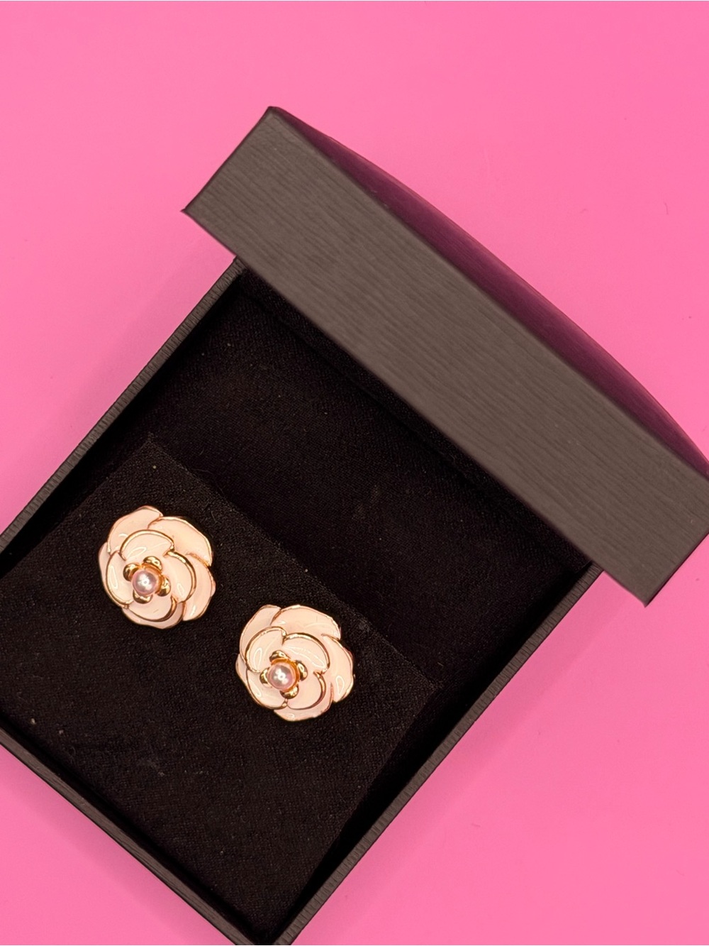 Rose Gold Floral Stud Earrings - Women Jewelry